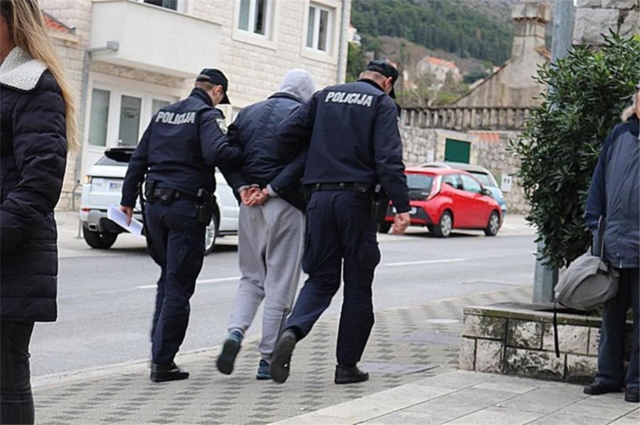 Priveden osumnjičenik za dilanje droge 0