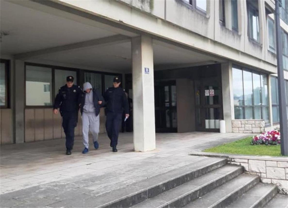 Priveden osumnjičenik za dilanje droge 0