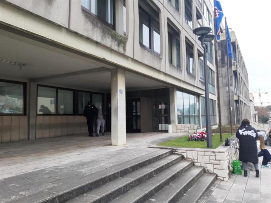 Priveden osumnjičenik za dilanje droge 0