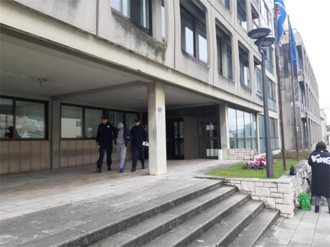 Priveden osumnjičenik za dilanje droge 0