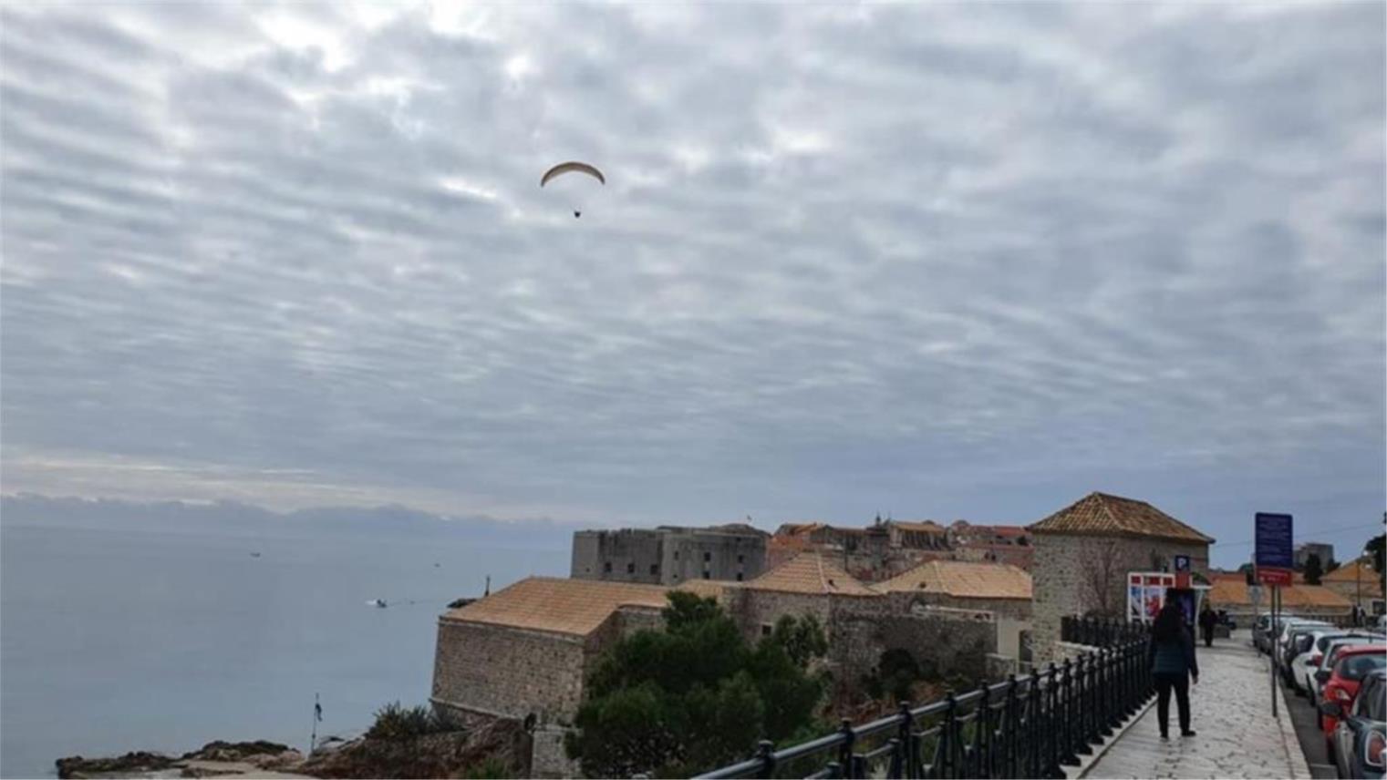 paragliding 0