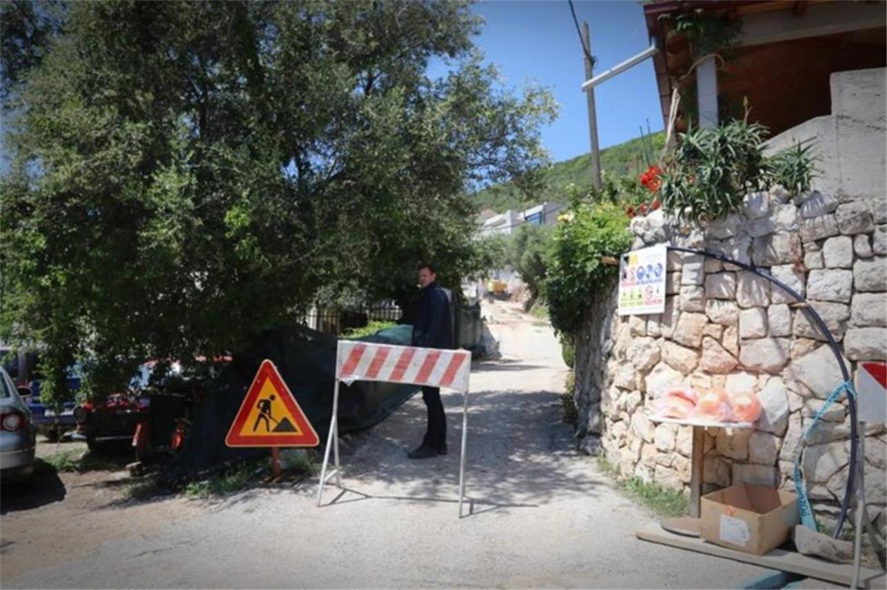 ZAHTJEVAN I OPSEŽAN PROJEKT Gradi se sustav vodoopskrbe i odvodnje Mokošice, Štikovice i Malog Zatona  0