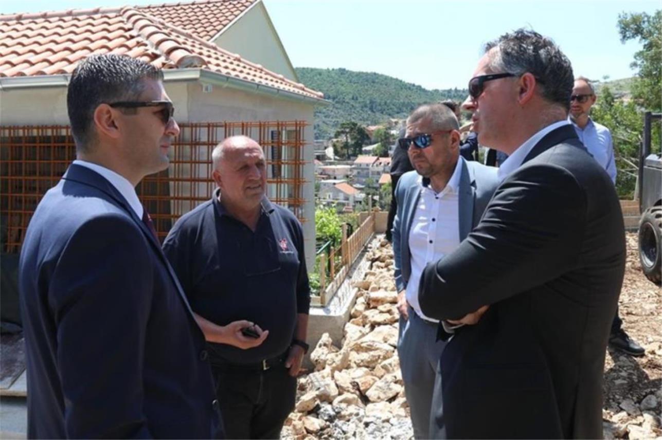 ZAHTJEVAN I OPSEŽAN PROJEKT Gradi se sustav vodoopskrbe i odvodnje Mokošice, Štikovice i Malog Zatona  0
