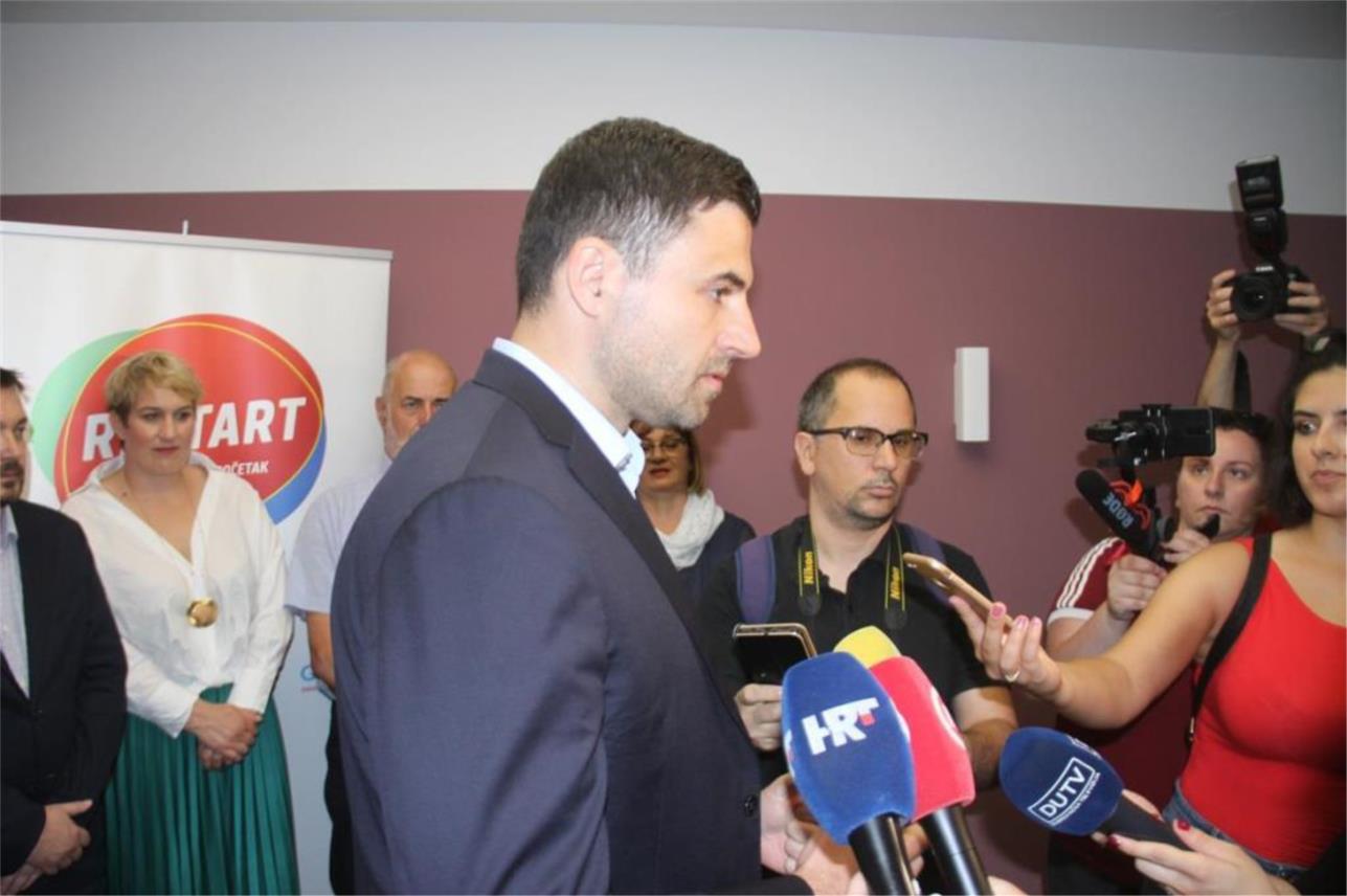 SDP-ov predizborni skup 0