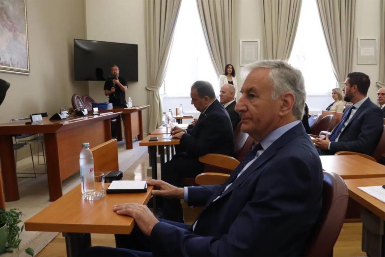 Potpisani ugovori o financiranju dodatnih medicinskih timova 0