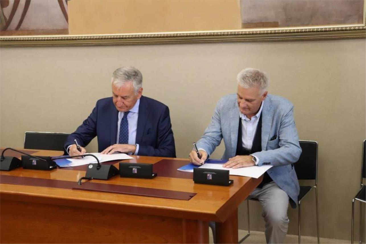Potpisani ugovori o financiranju dodatnih medicinskih timova 0