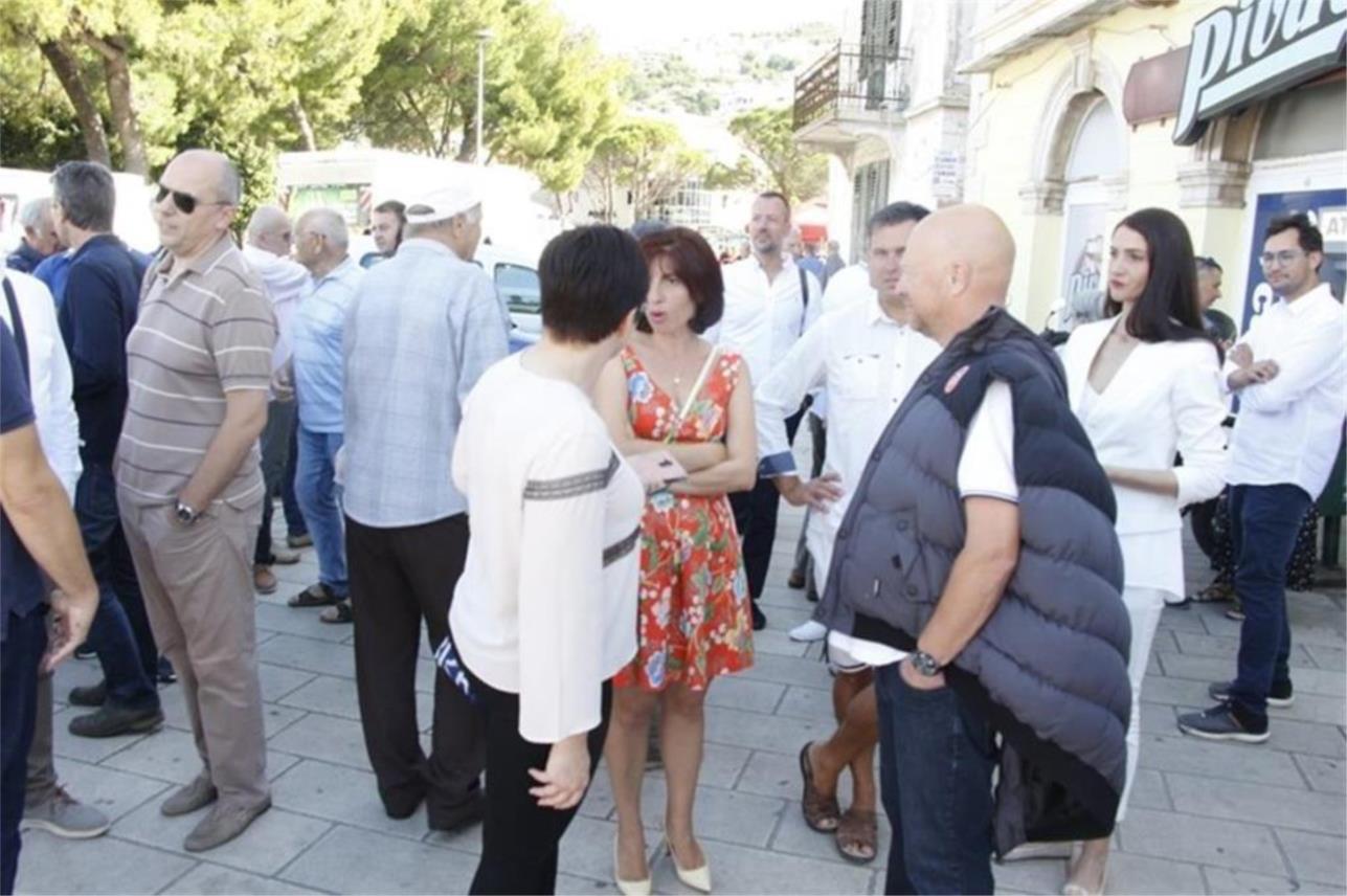 HDZ kampanja 0