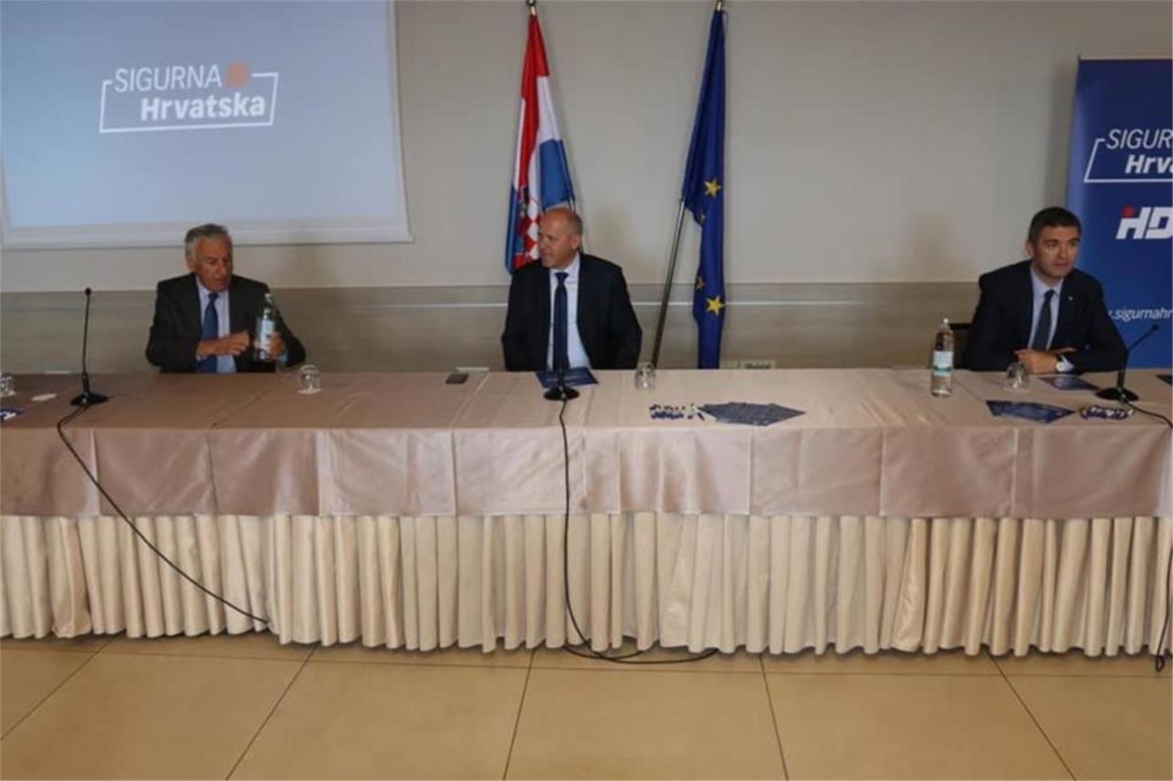HDZ predstavio program 0
