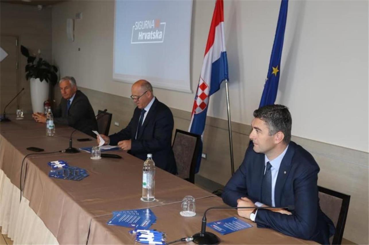 HDZ predstavio program 0
