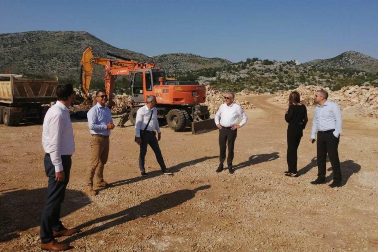 Župan sa zamjenicima obišao radove na cestovnoj infrastrukturi 0