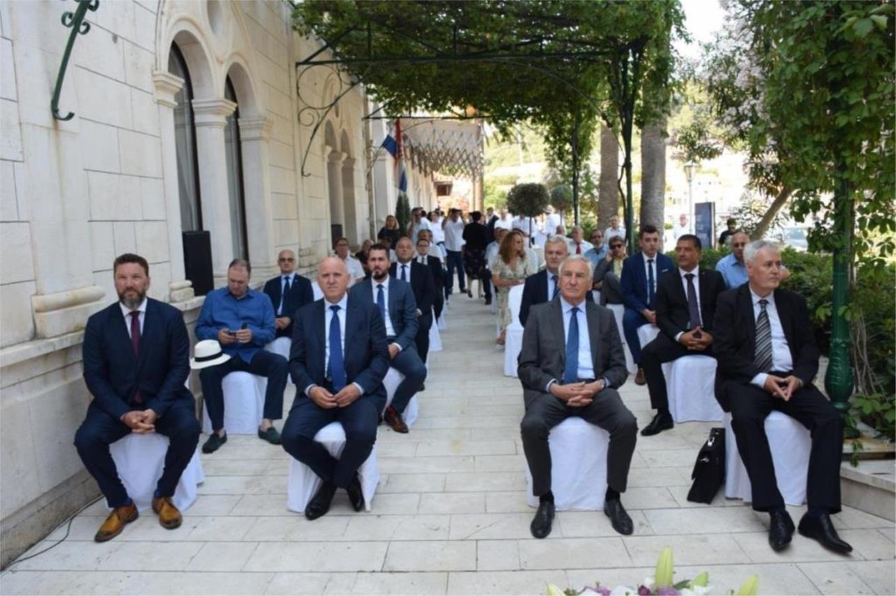 POTPISANI UGOVORI VRIJEDNI 360 MILIJUNA KUNA! Ovako će izgledati luka Polačište s pristupnom cestom  0