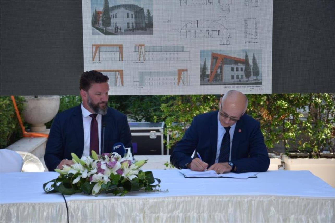 POTPISANI UGOVORI VRIJEDNI 360 MILIJUNA KUNA! Ovako će izgledati luka Polačište s pristupnom cestom  0