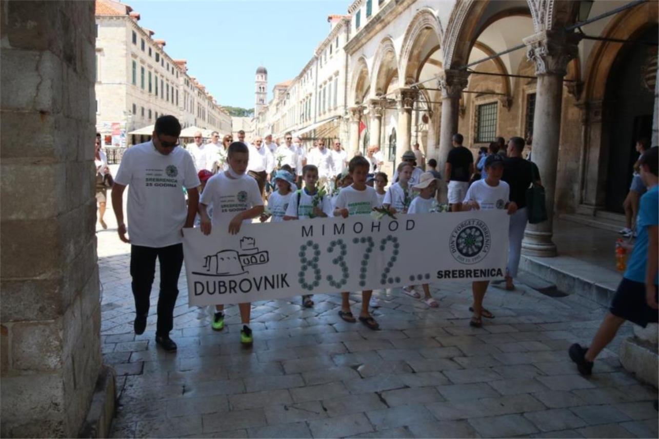 Mimohod obljetnica Srebrenice 0