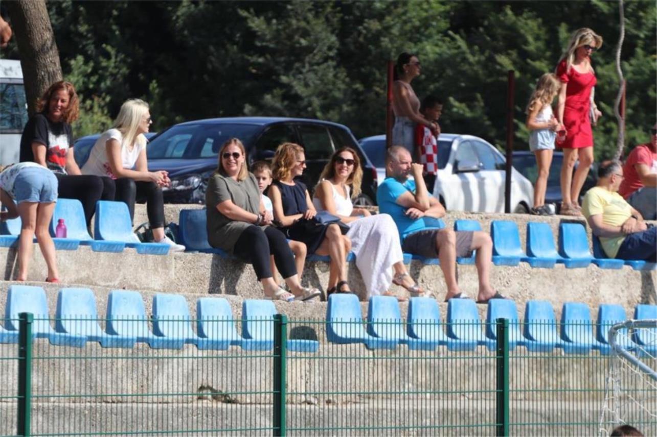 Djeca trenirala uz Šukera 0