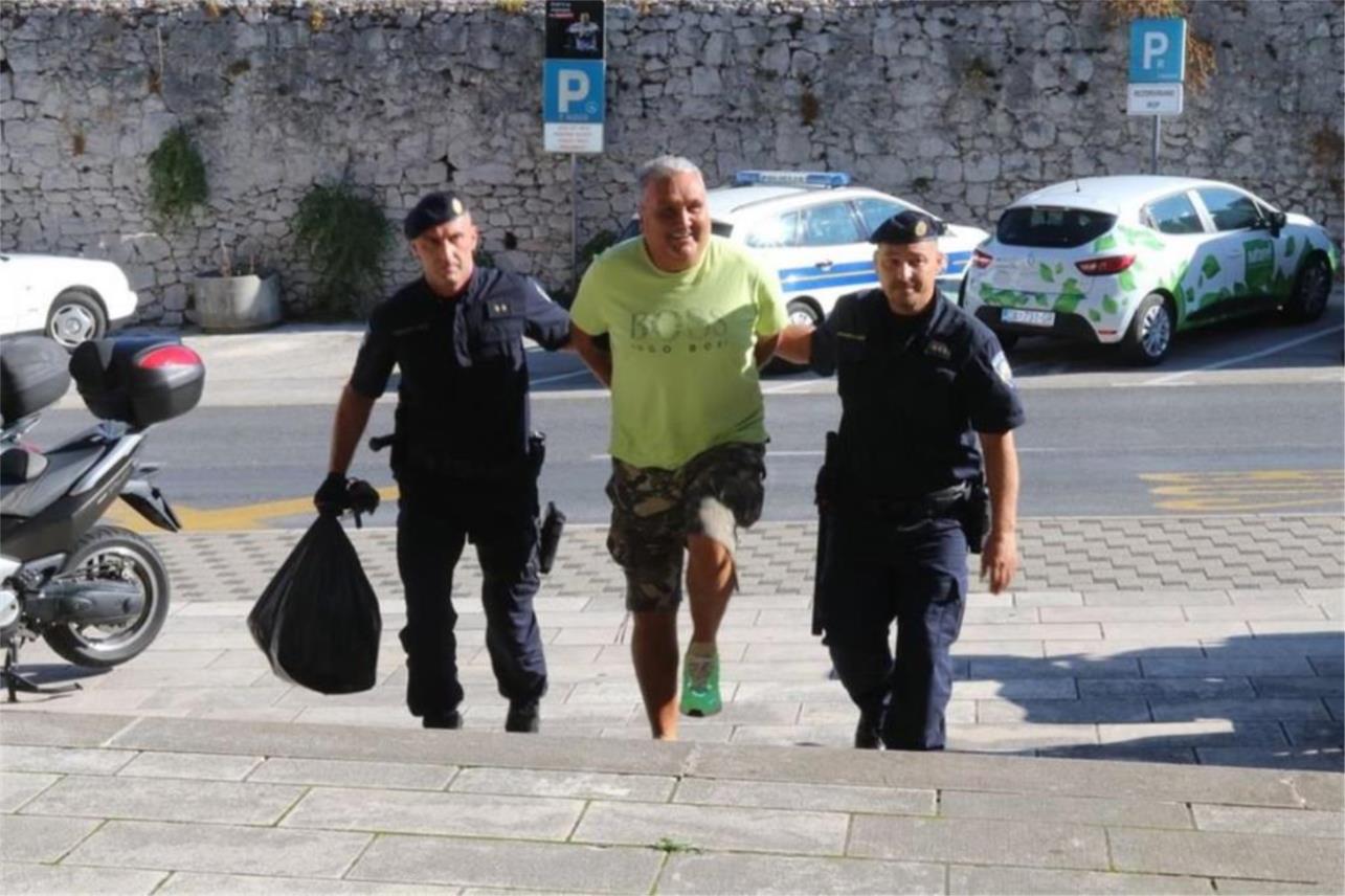 Priveden Dragan Grubišić 0