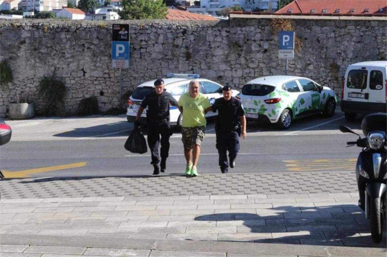 Priveden Dragan Grubišić 0