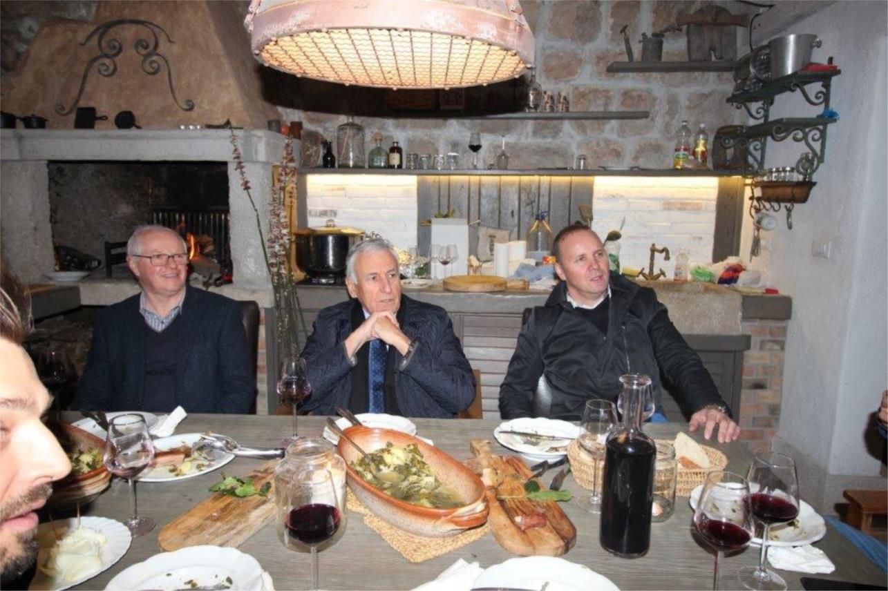 13. Mirisi Božića u Konavlima