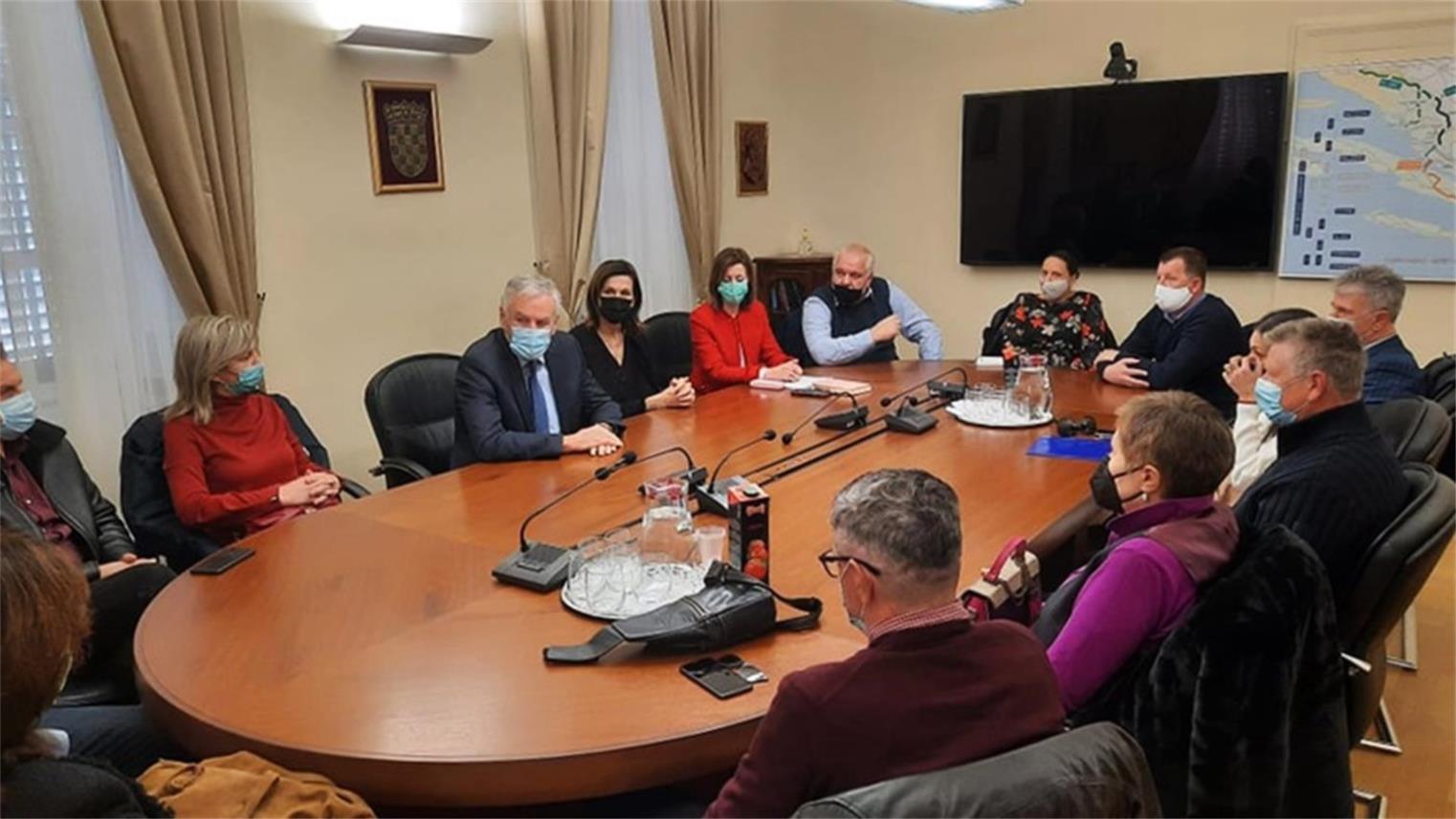 Sastanak s ravnateljima srednjih škola