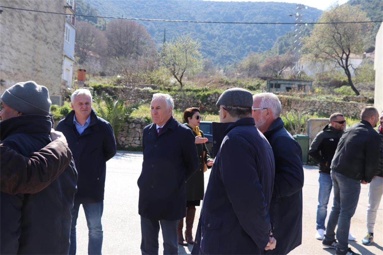 Završnica realizacije projekta Luke Račišće sa 74 nova komunalna veza