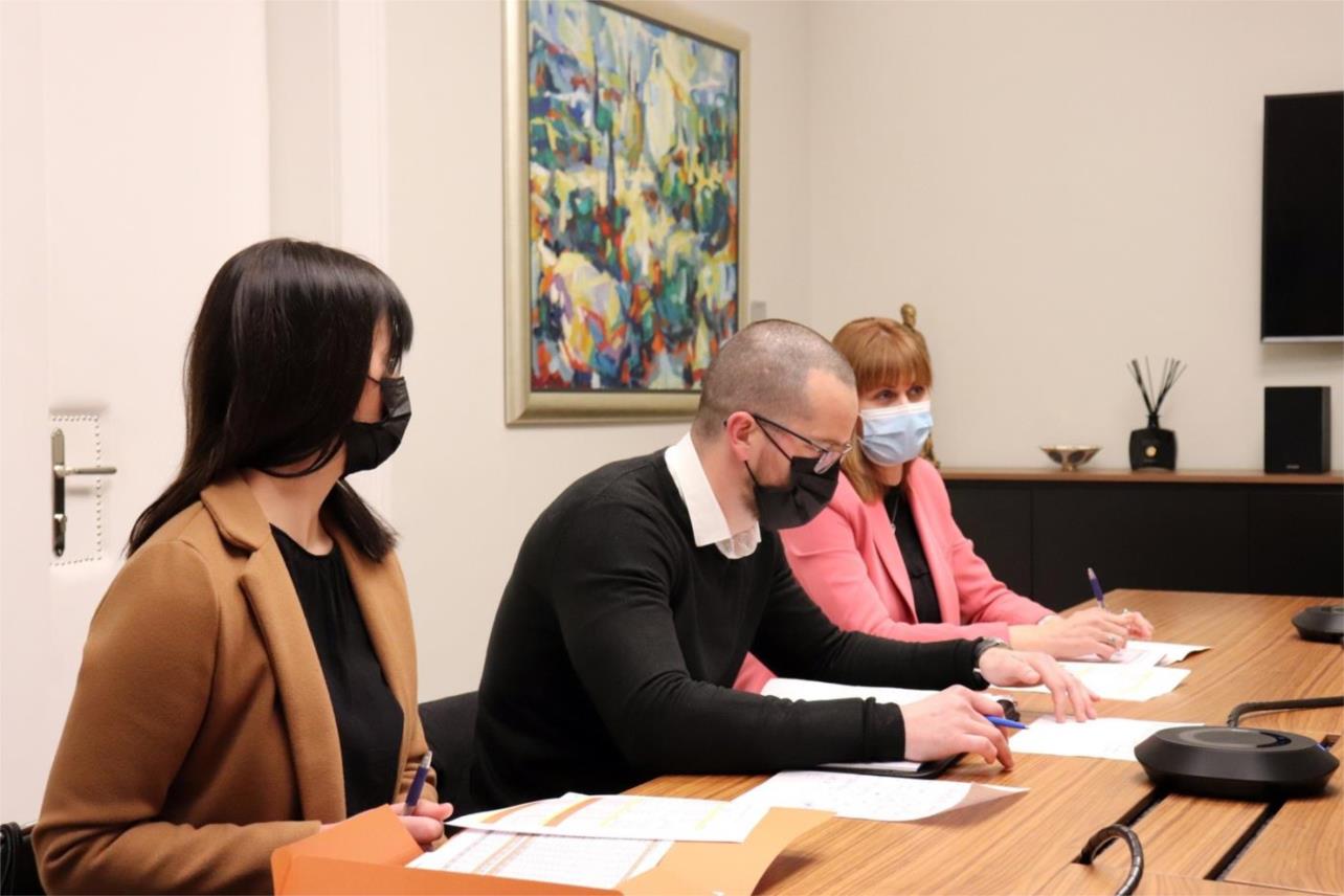 GRADONAČELNIK S UPRAVOM LIBERTASA