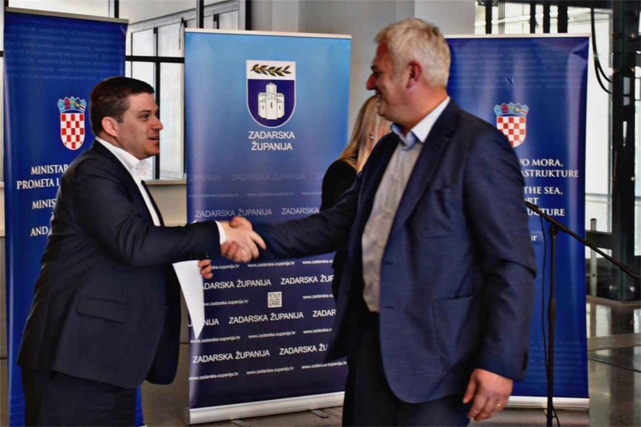 U Zadru potpisani ugovori o sufinanciranju projekata lučke infrastrukture