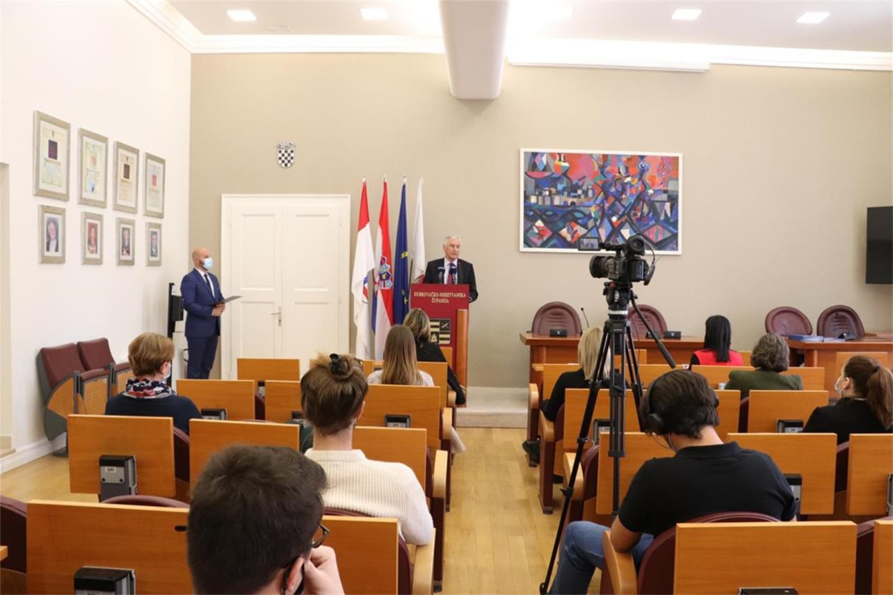 Potpisani ugovori o financiranju programa udruga koje brinu o najranjivijim skupinama