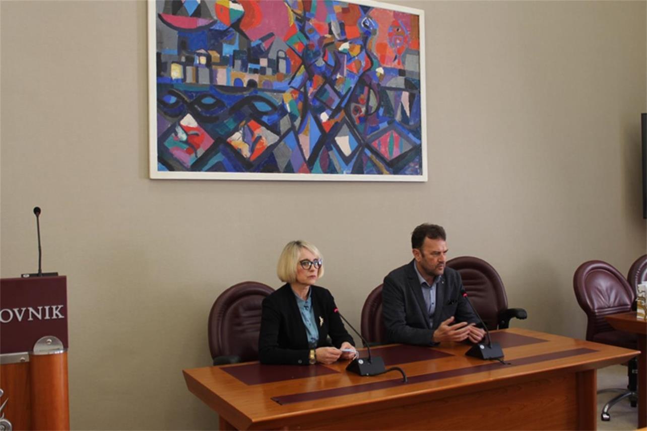 Zlatni juniori VK Jug na prijemu kod zamjenice Tepšić