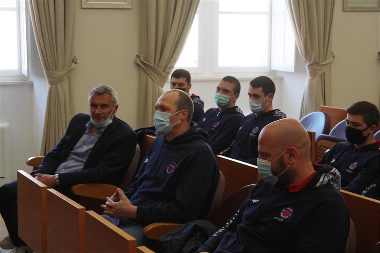 Zlatni juniori VK Jug na prijemu kod zamjenice Tepšić