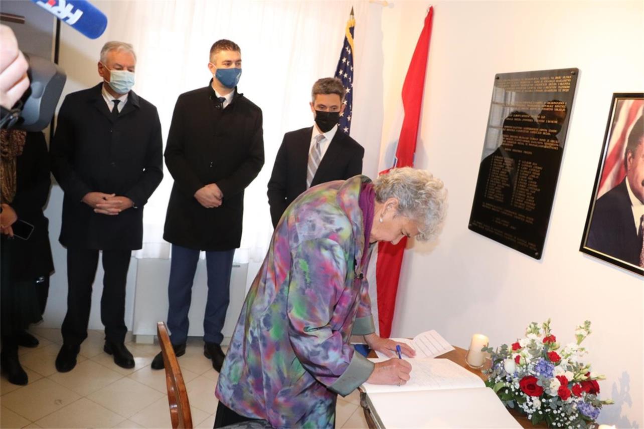 26. obljetnica nesreće američkog vojnog zrakoplova