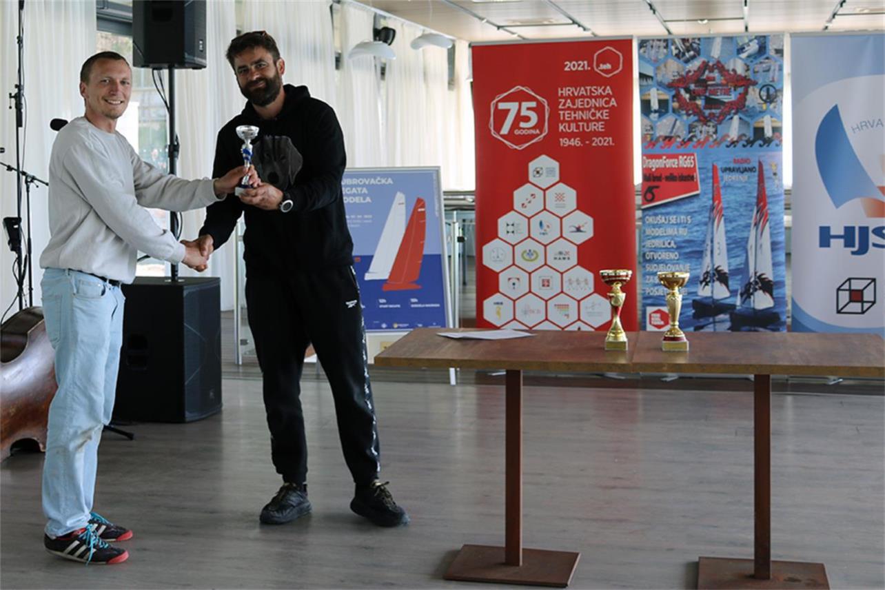 Održana Dubrovačka regata modela klase Dragon Force 65