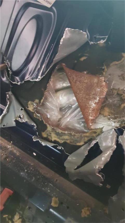 Albanac u skrivenom bunkeru prevozio 7,4 kg heroina 