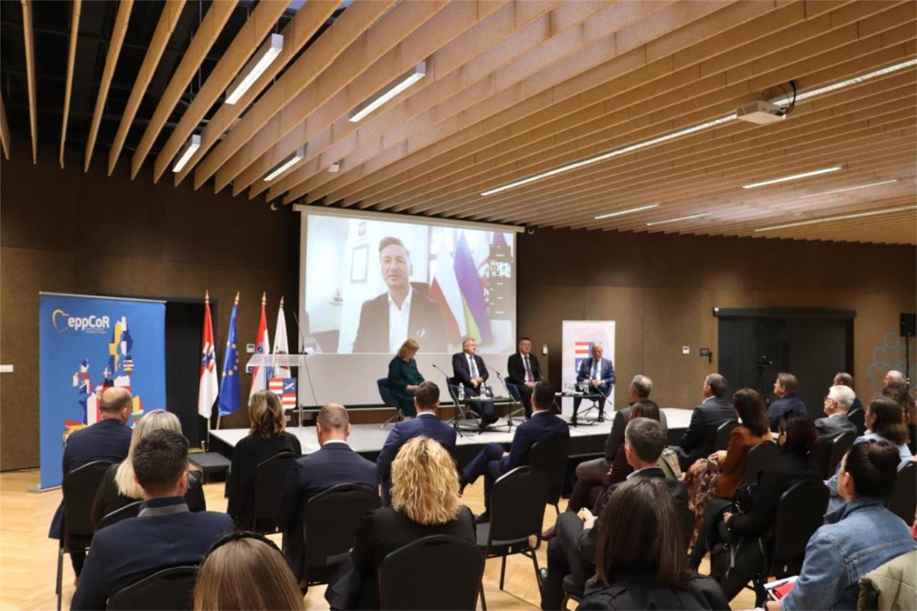 Održan dijalog s građanima na temu proširenja Europske unije kao dijela budućnosti Europe