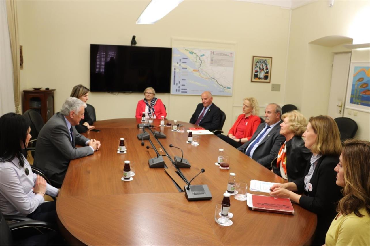 Župan Dobroslavić primio predstavnike Županijskog društva Crvenog križa
