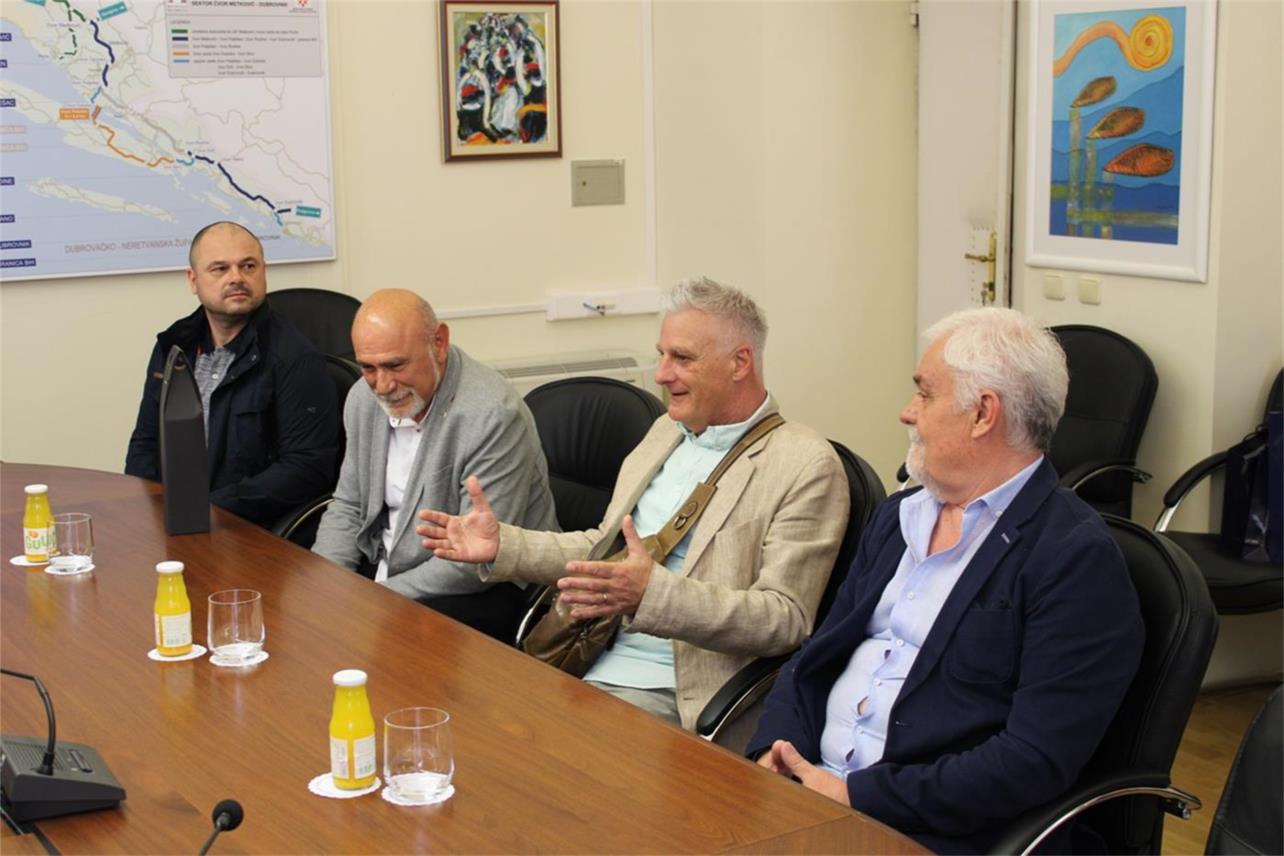 Čelnici vukovarske bolnice i Doma zdravlja na prijemu kod župana Dobroslavića
