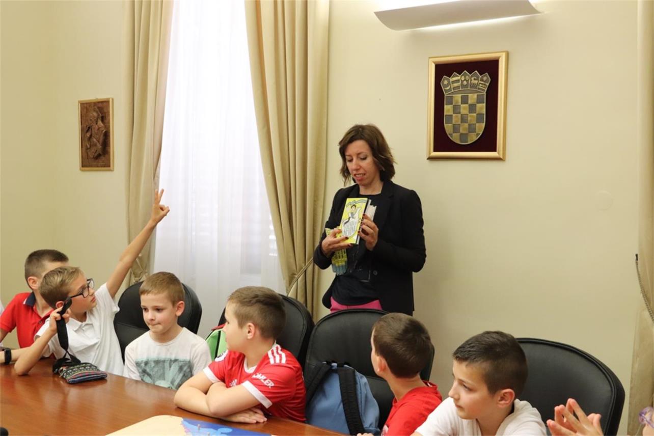 Učenici OŠ Orebić posjetili Županiju