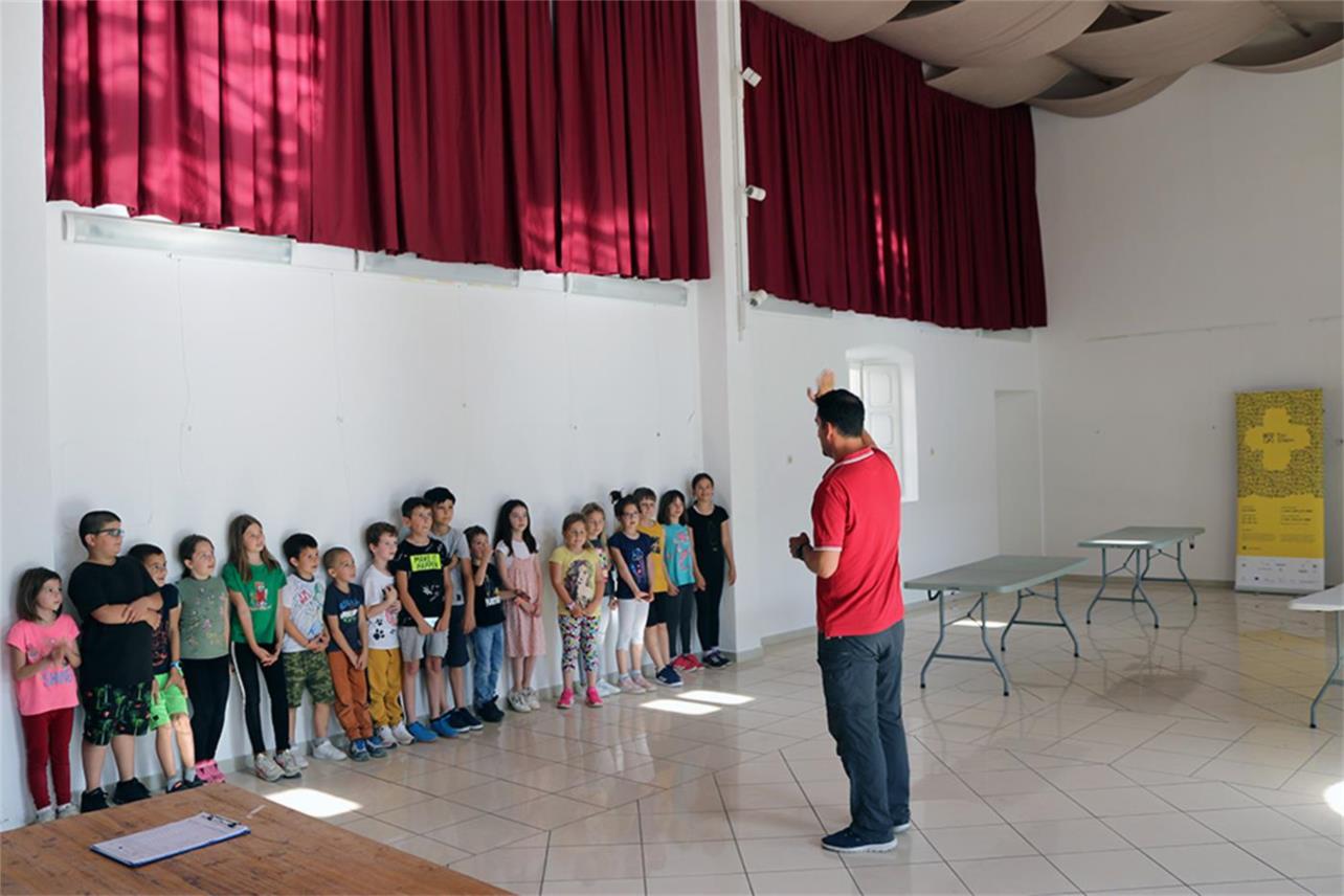 Održane radionice robotike i programiranaj bez ekrana te radionice upravljanja dronovima u Stonu
