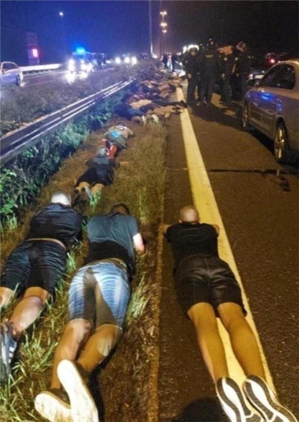 TORCIDU U SUKUBU S POLICIJOM