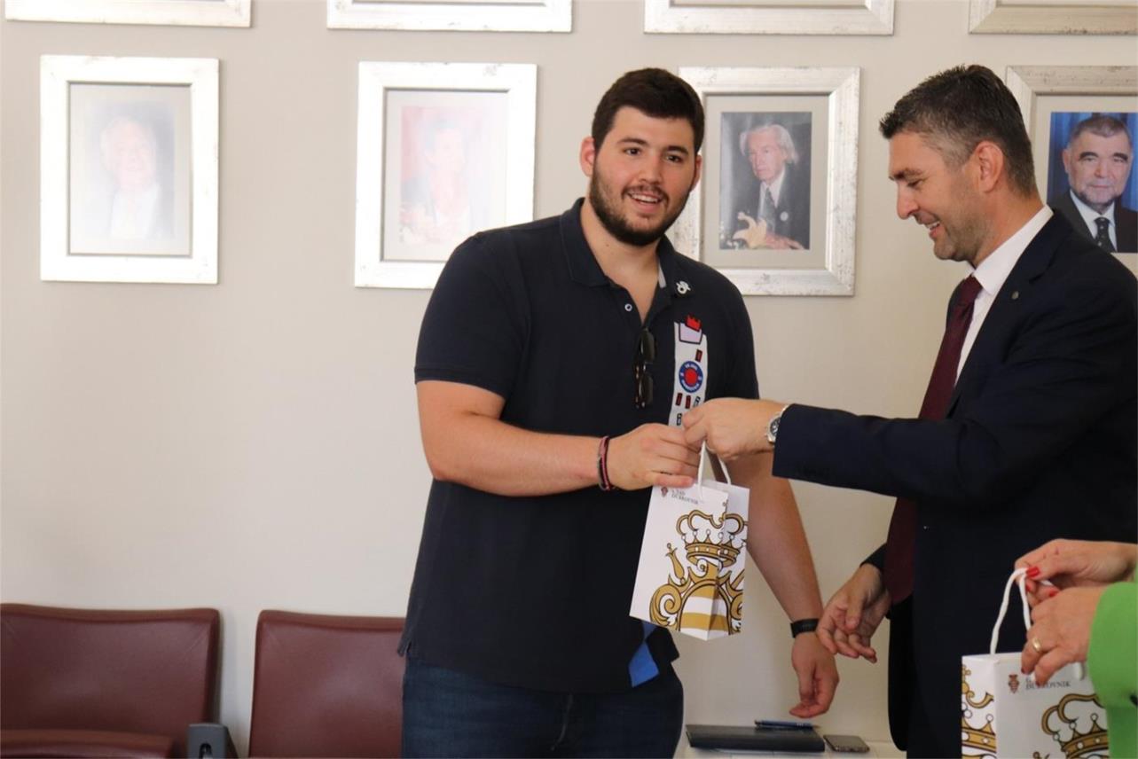 Gradonačelnikov prijem za zlatne Jugaše