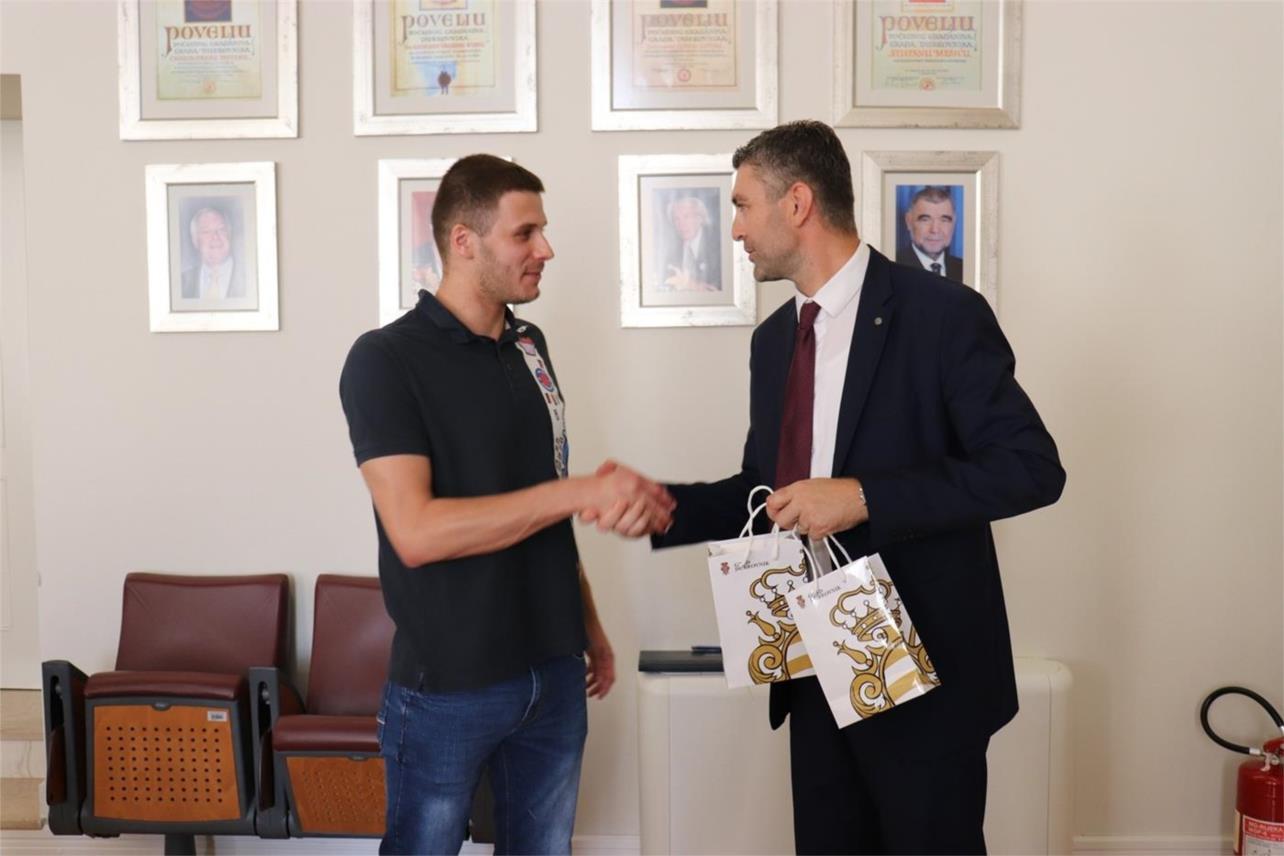 Gradonačelnikov prijem za zlatne Jugaše