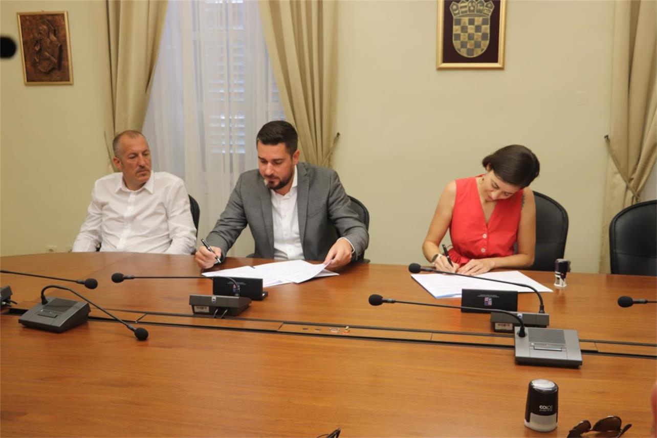 Potpisani ugovori o financiranju s udrugama koje provode projekte iz područja zaštite okoliša