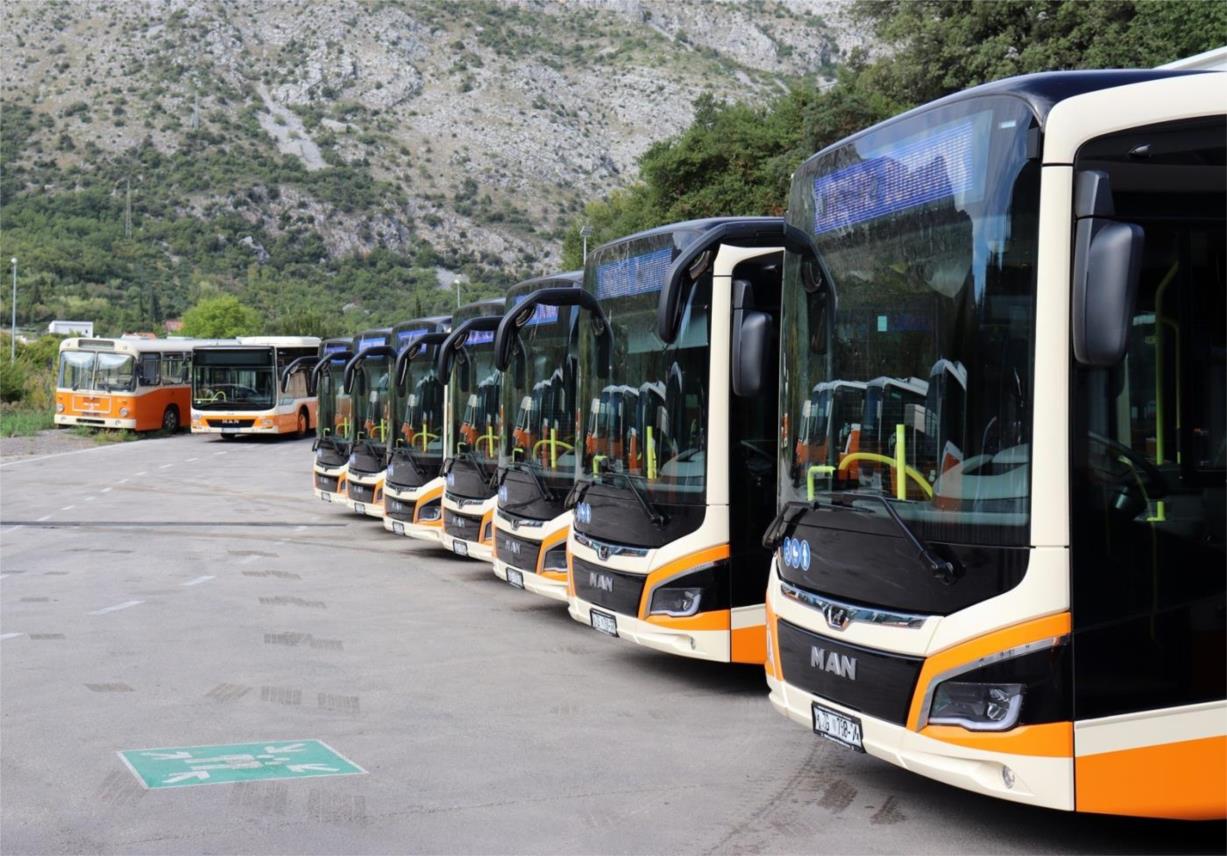 autobusi