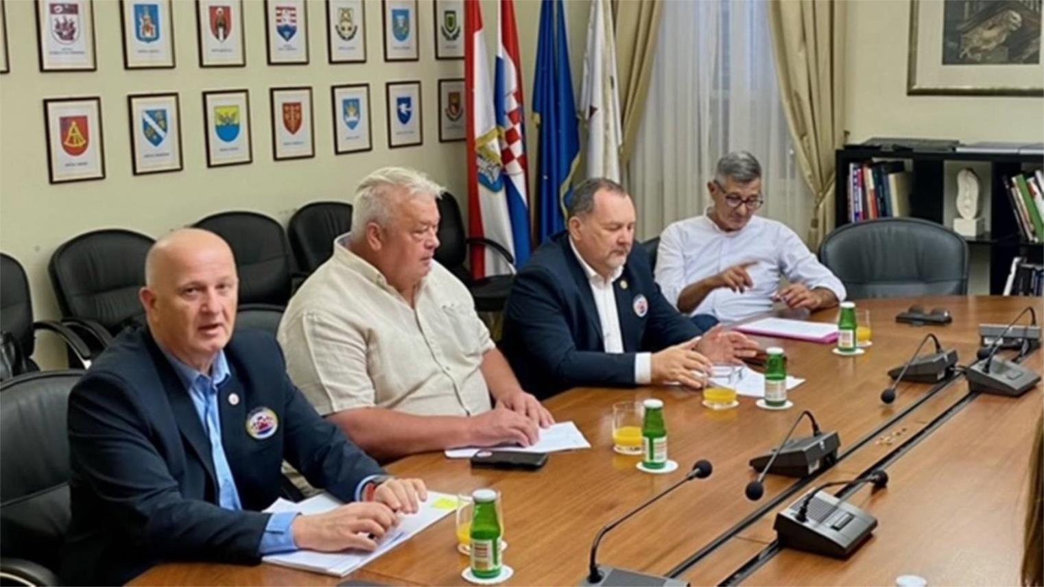 Župan Pezo i gradonačelnik Franković pozdravili sudionike natjecanja