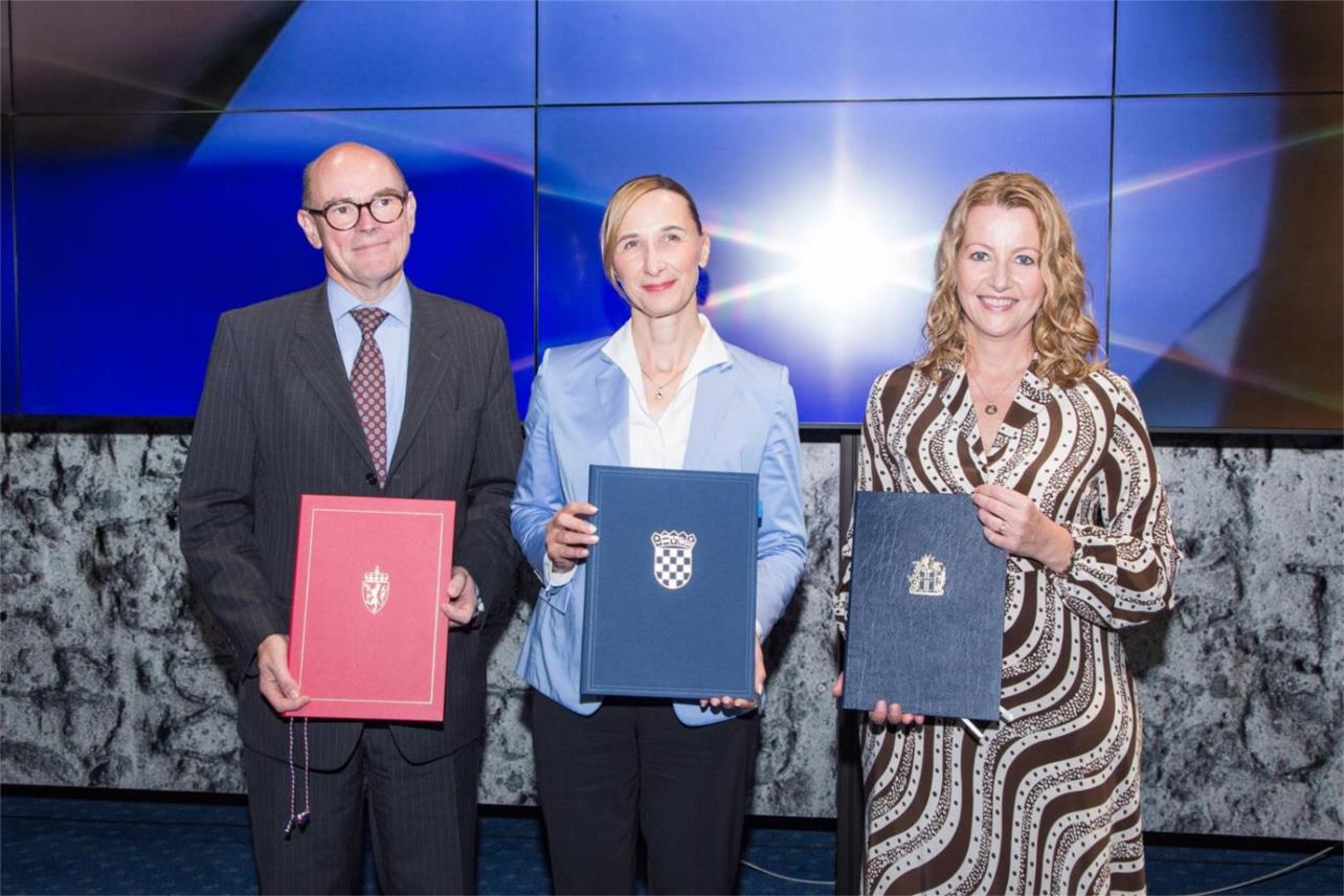 Hrvatskoj na raspolaganju novih 111 milijuna eura za pravosuđe i zelenu tranziciju Hrvatskoj na raspolaganju novih 111 milijuna eura za pravosuđe i zelenu tranziciju