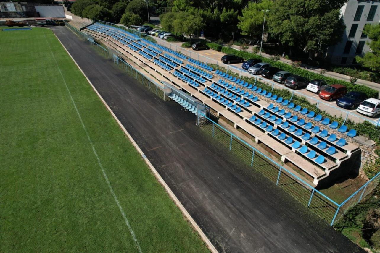 Nova atletska staza na stadionu Lapad gotovo završena