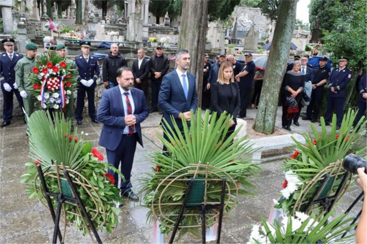 Počast poginulim policajcima u Dubrovniku