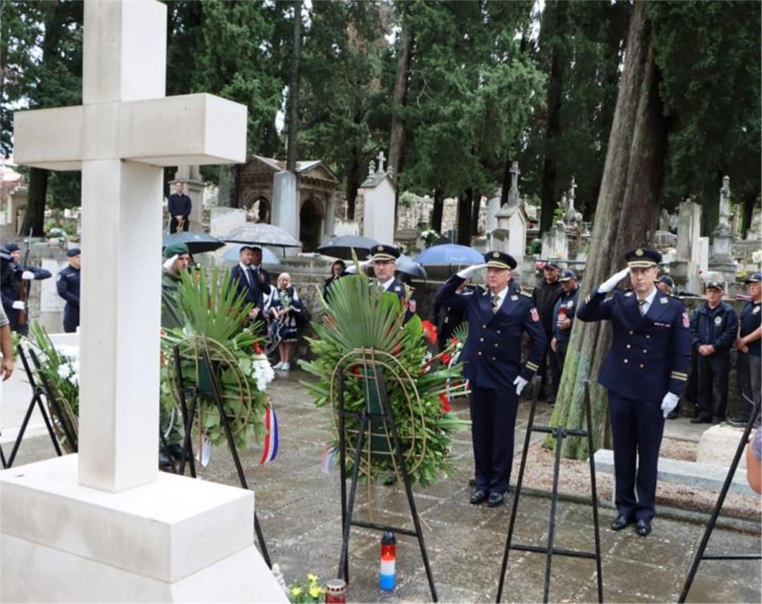 Počast poginulim policajcima u Dubrovniku