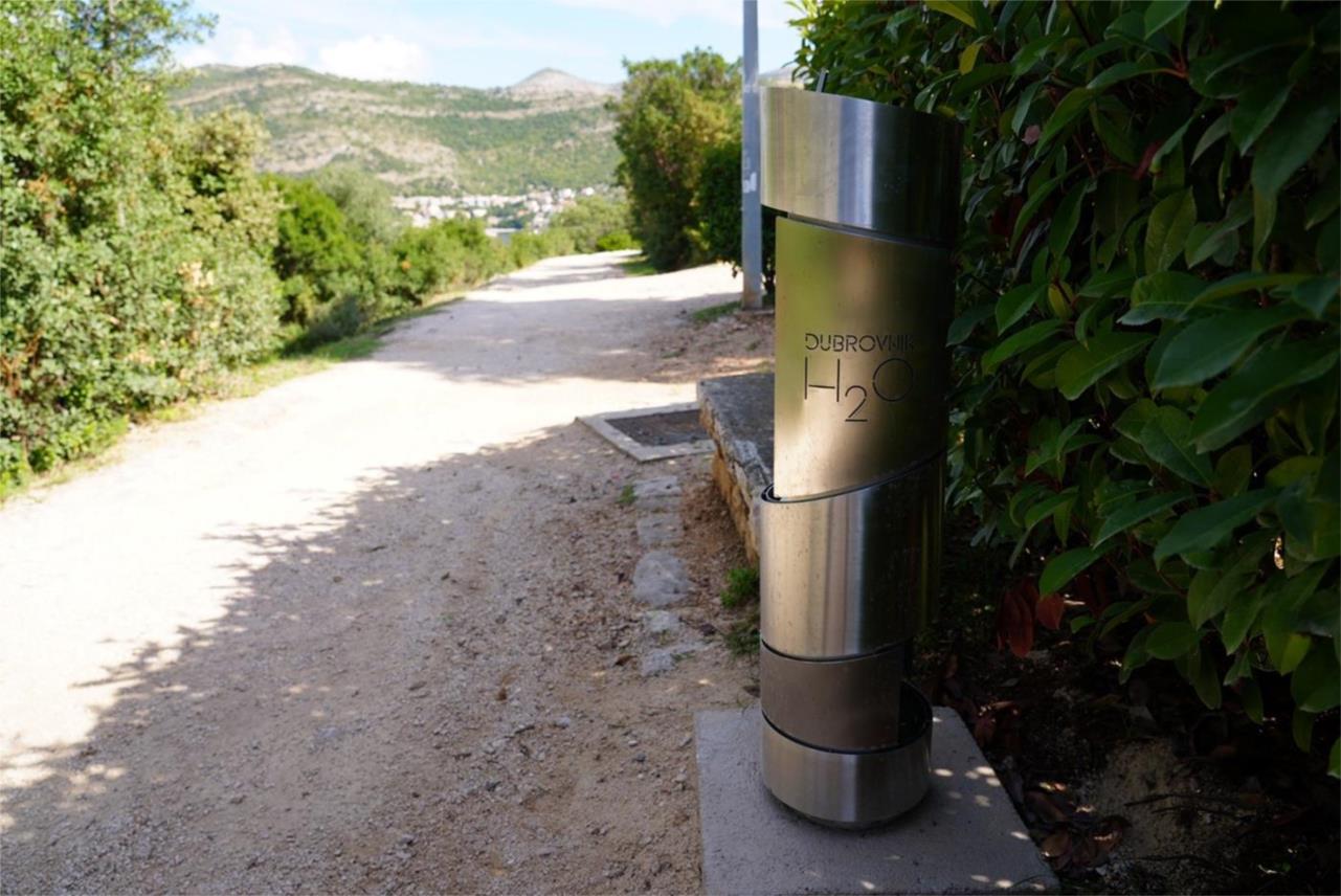 U Lapadu postavljeno sedam česmi za pitku vodu
