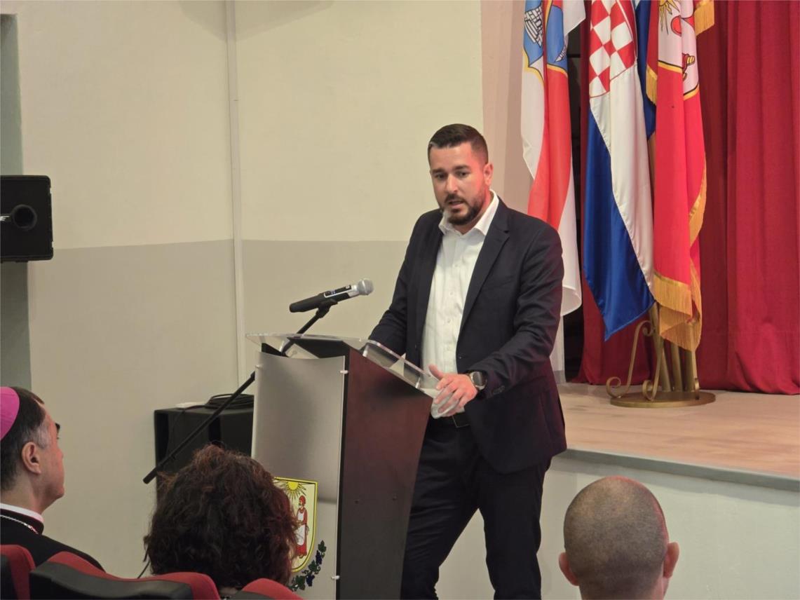 Svečano obilježen Dan Općine Lastovo i blagdan svetih Kuzme i Damjana