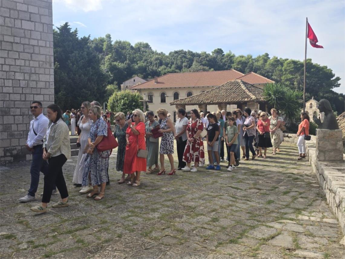 Svečano obilježen Dan Općine Lastovo i blagdan svetih Kuzme i Damjana