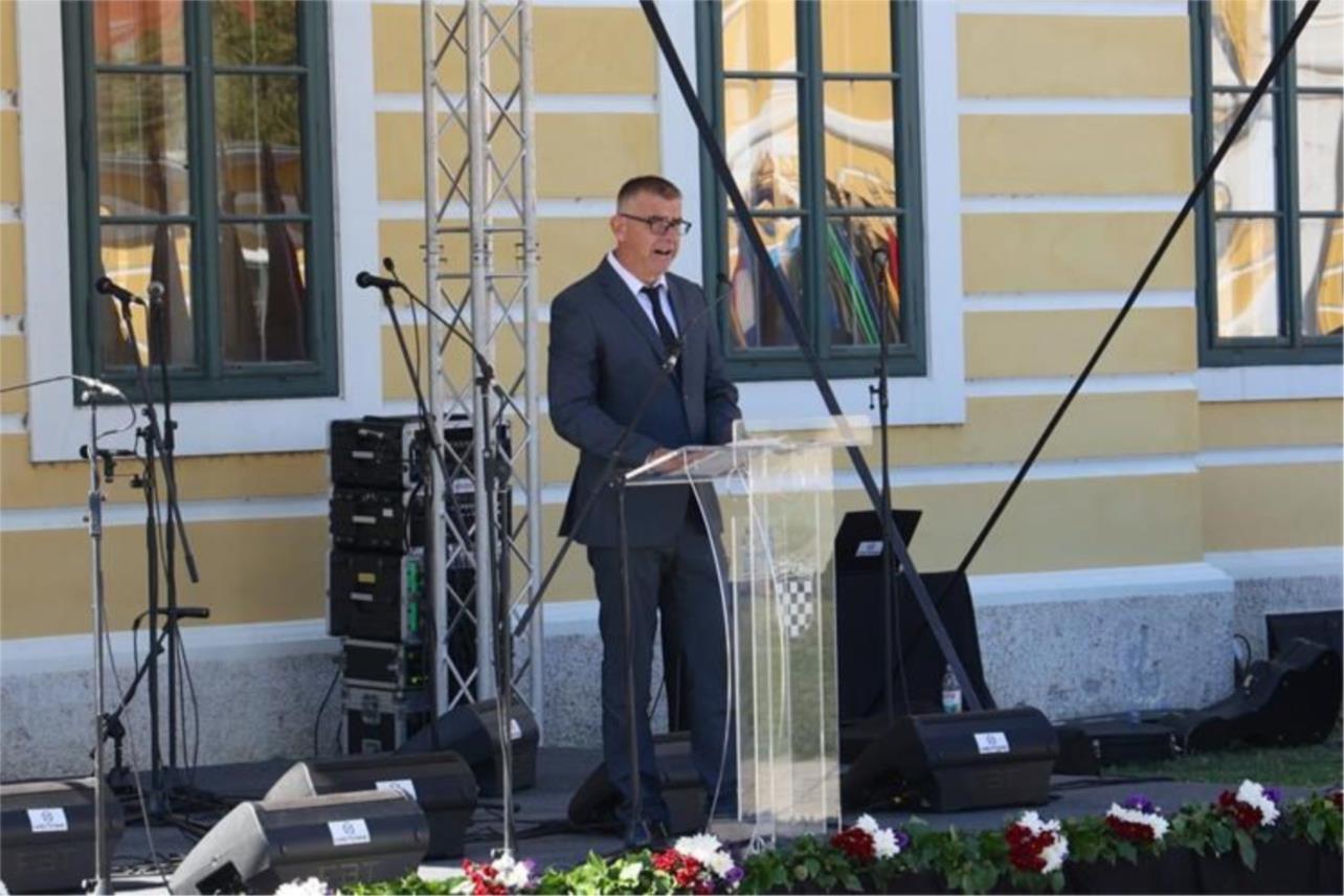 Svečano obilježena 34. obljetnica Bitke za Vukovar i 204. vukovarske brigade